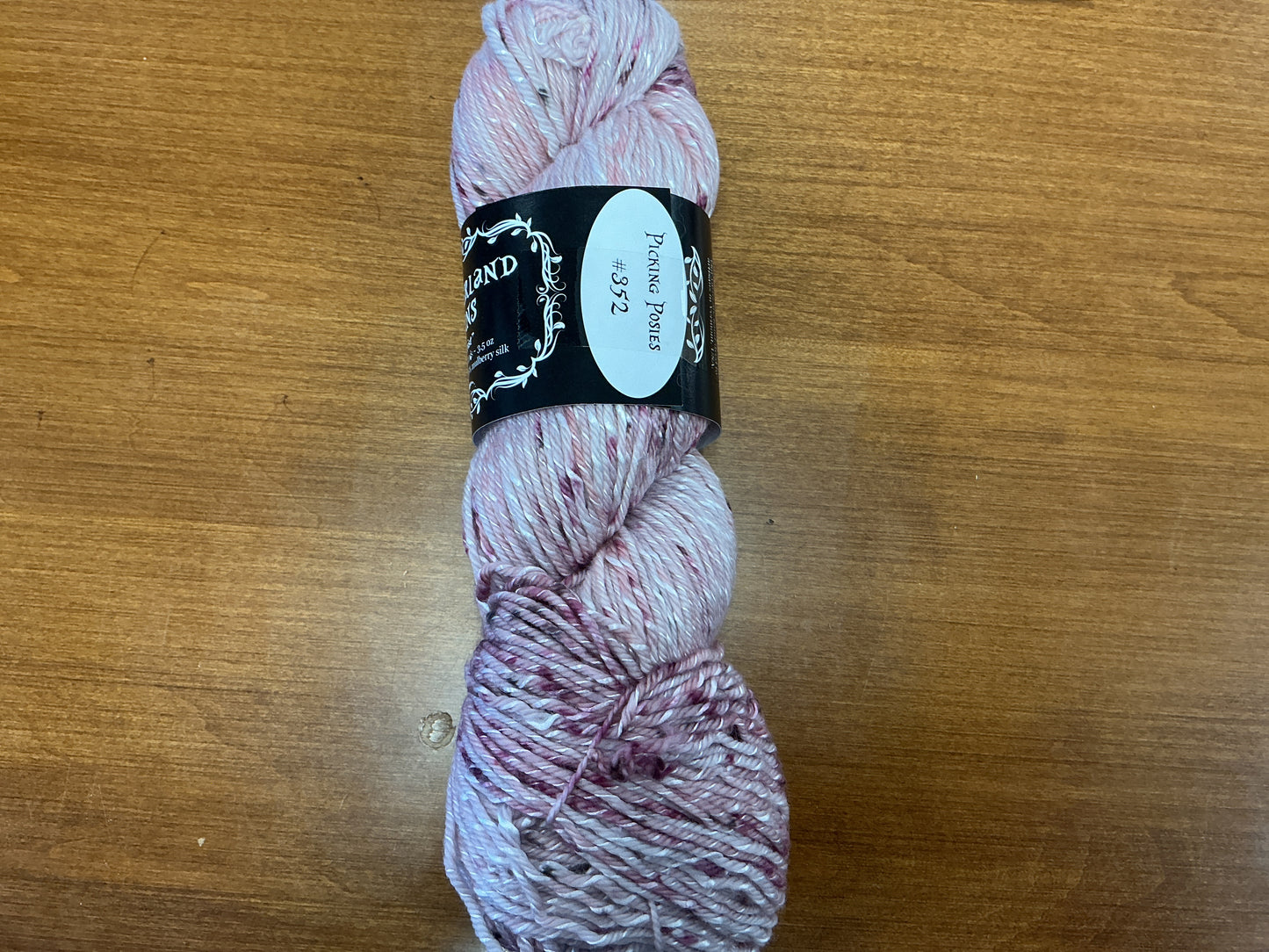 Wonderland Silk Twist Picking Posies #352