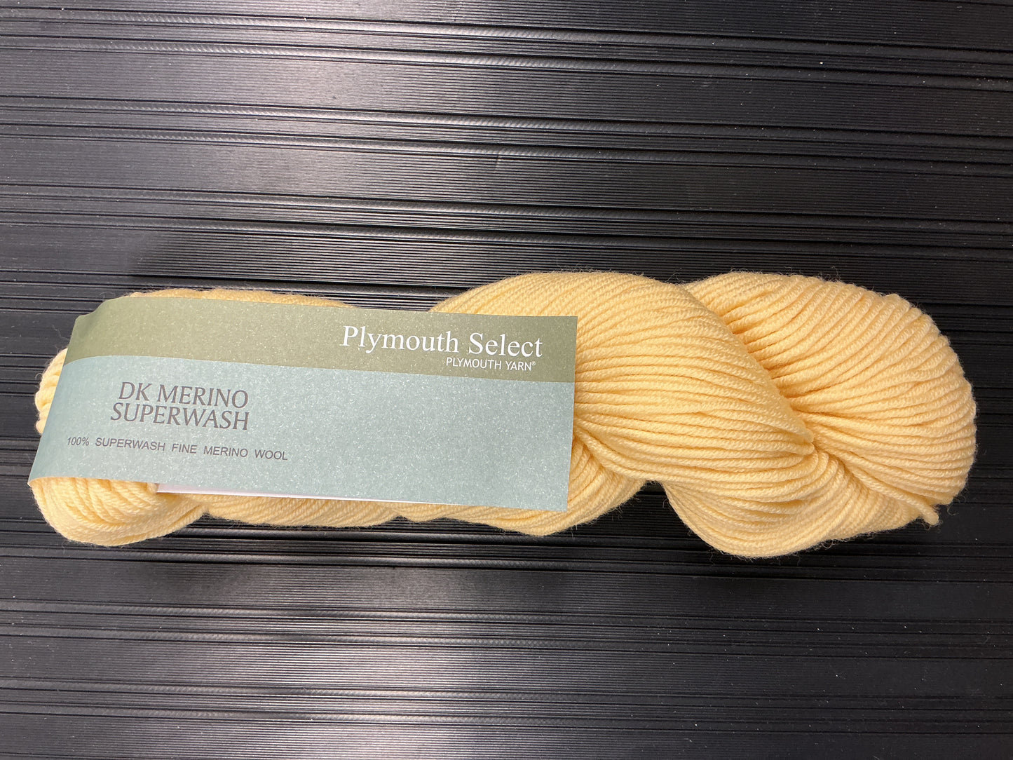 DK Merino Superwash 1020