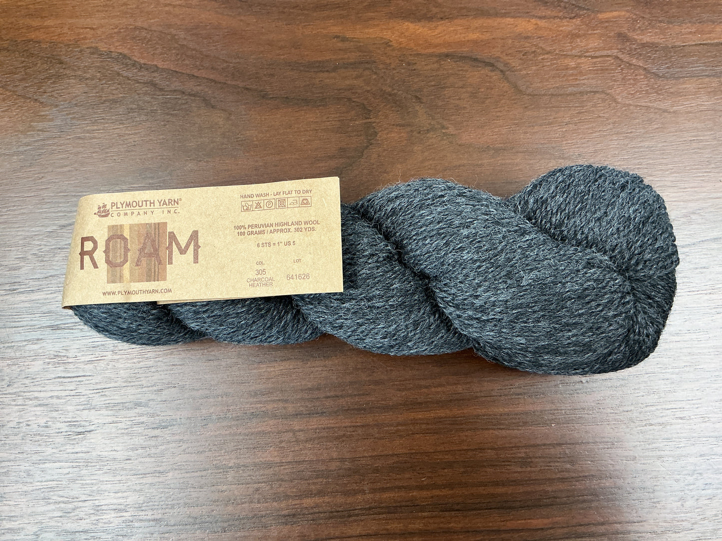 Roam Plymouth Yarn 305