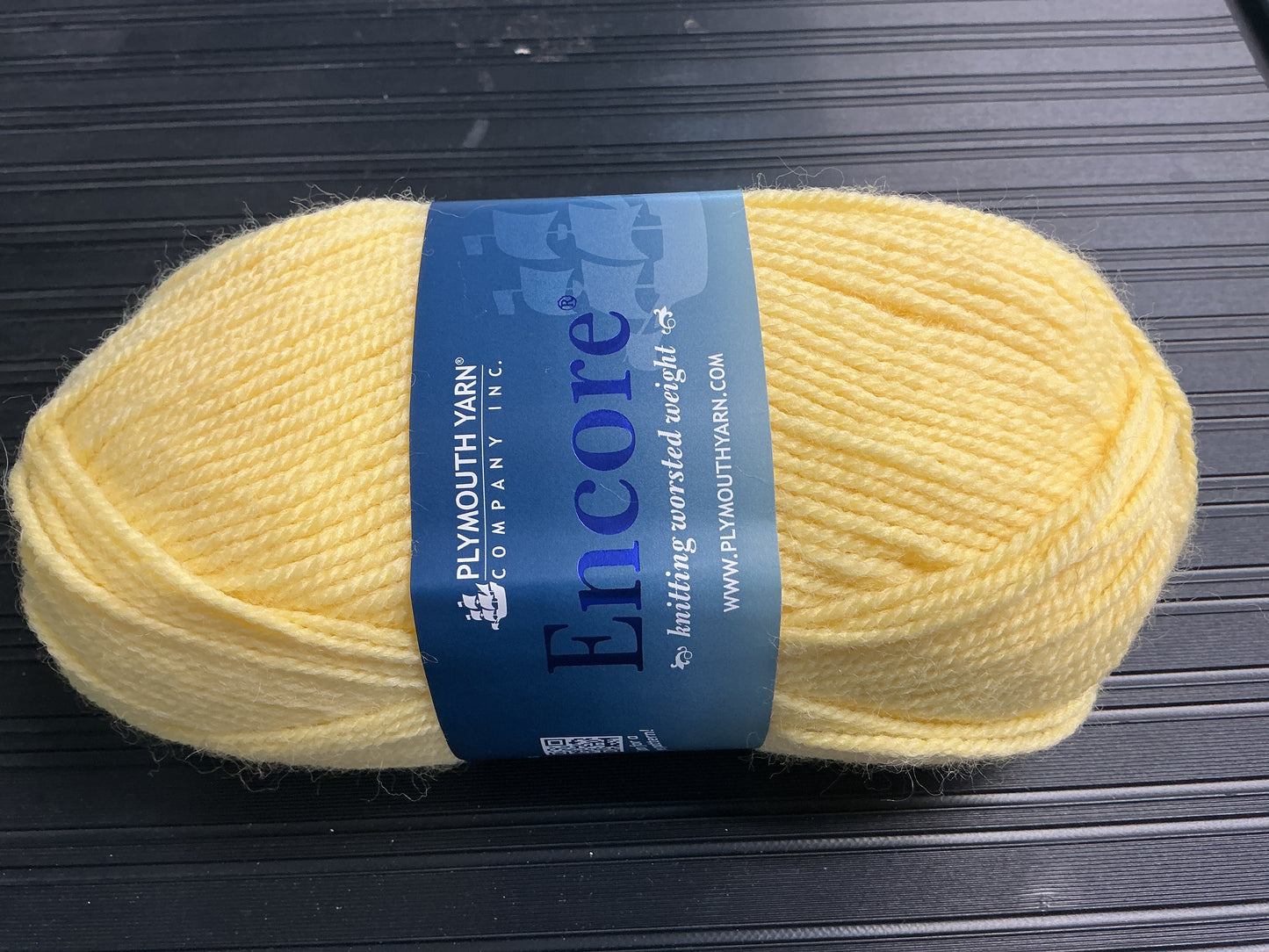 Encore worsted 215
