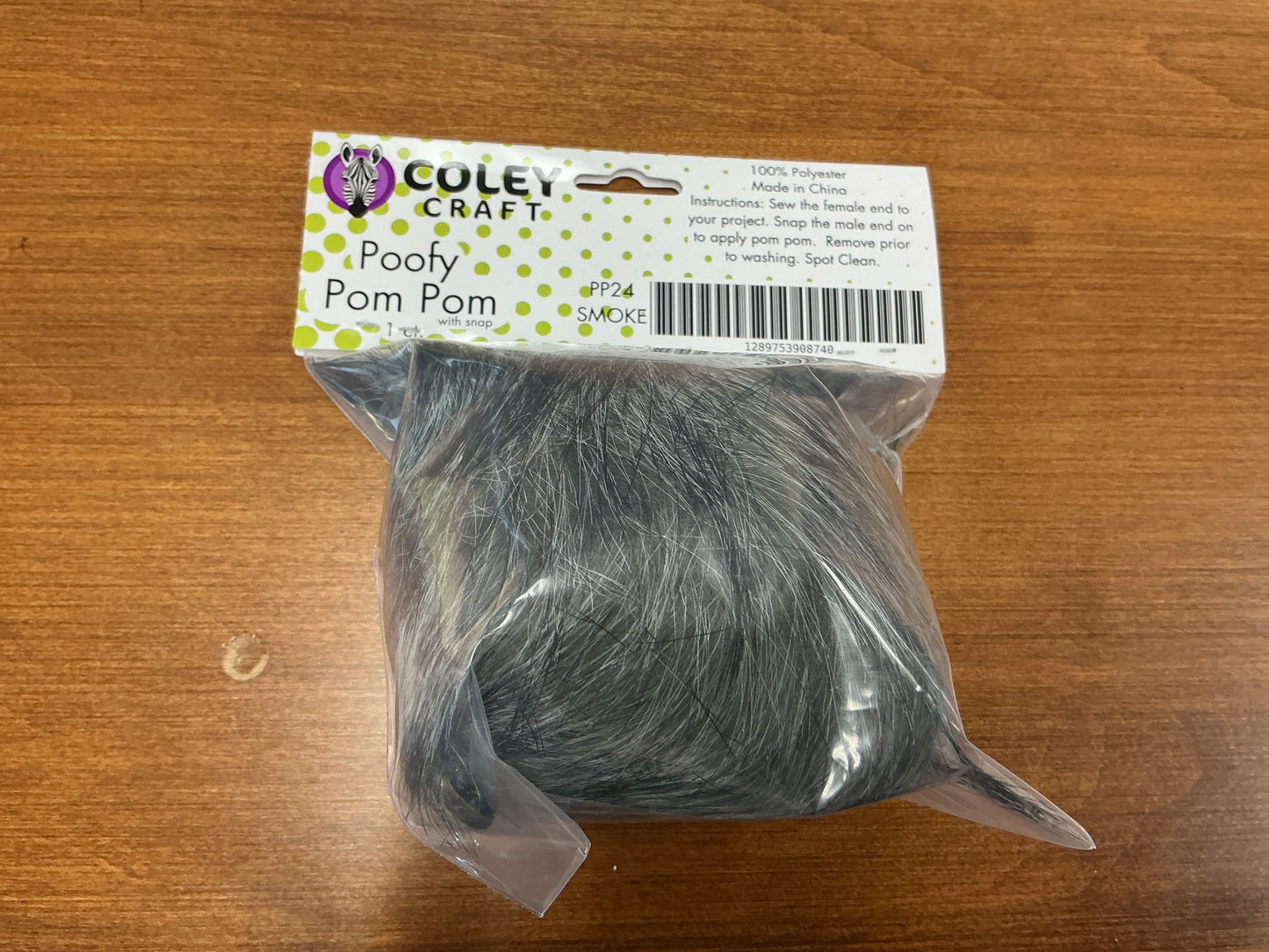 Coley Craft Poofy Pom Pom Smoke