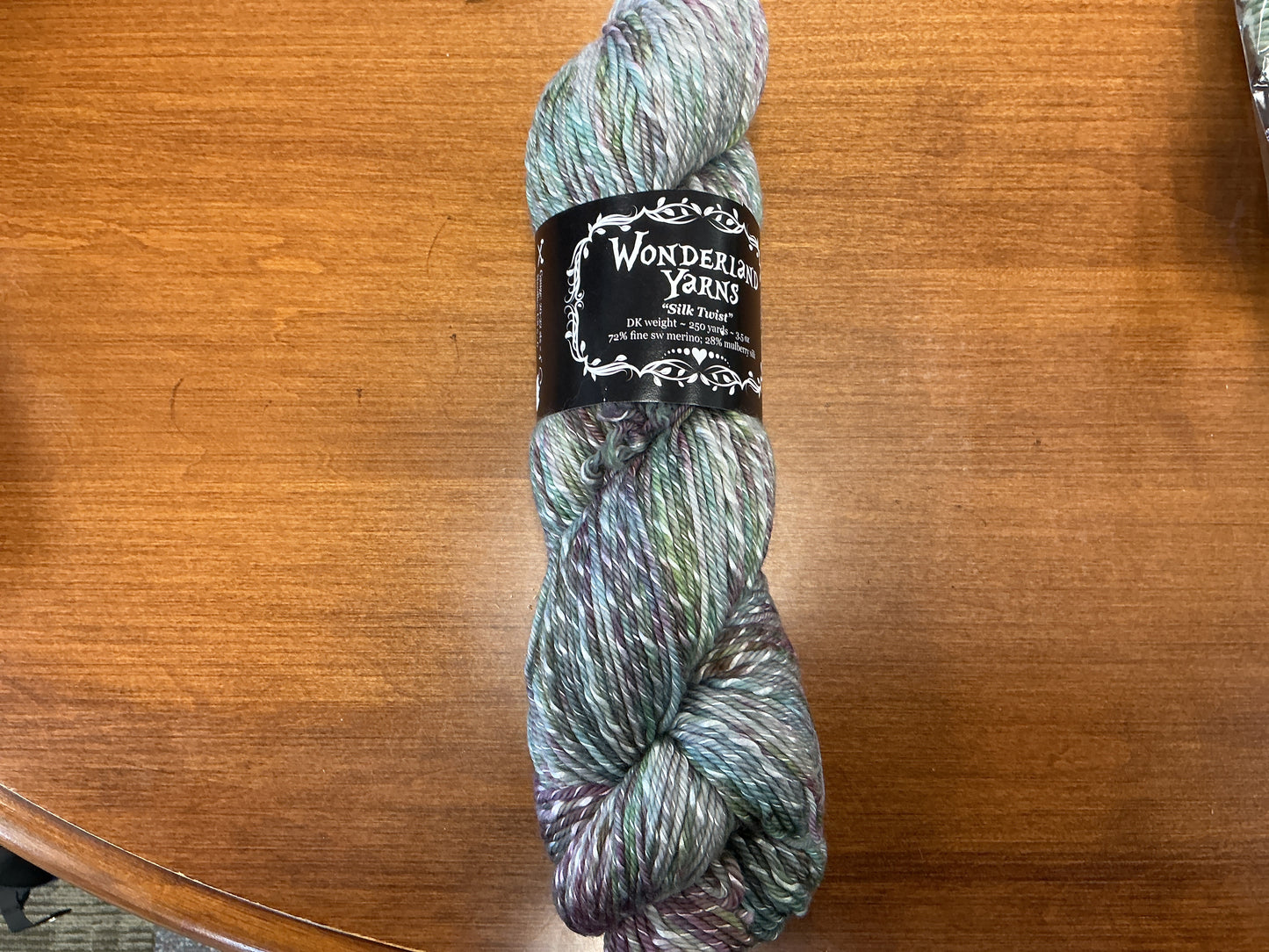 Wonderland Silk Twist Lost Cottage #351