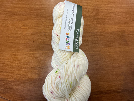 Worsted Merino Superwash Hand Dyed Splash 407 Cranberry Lime Mix