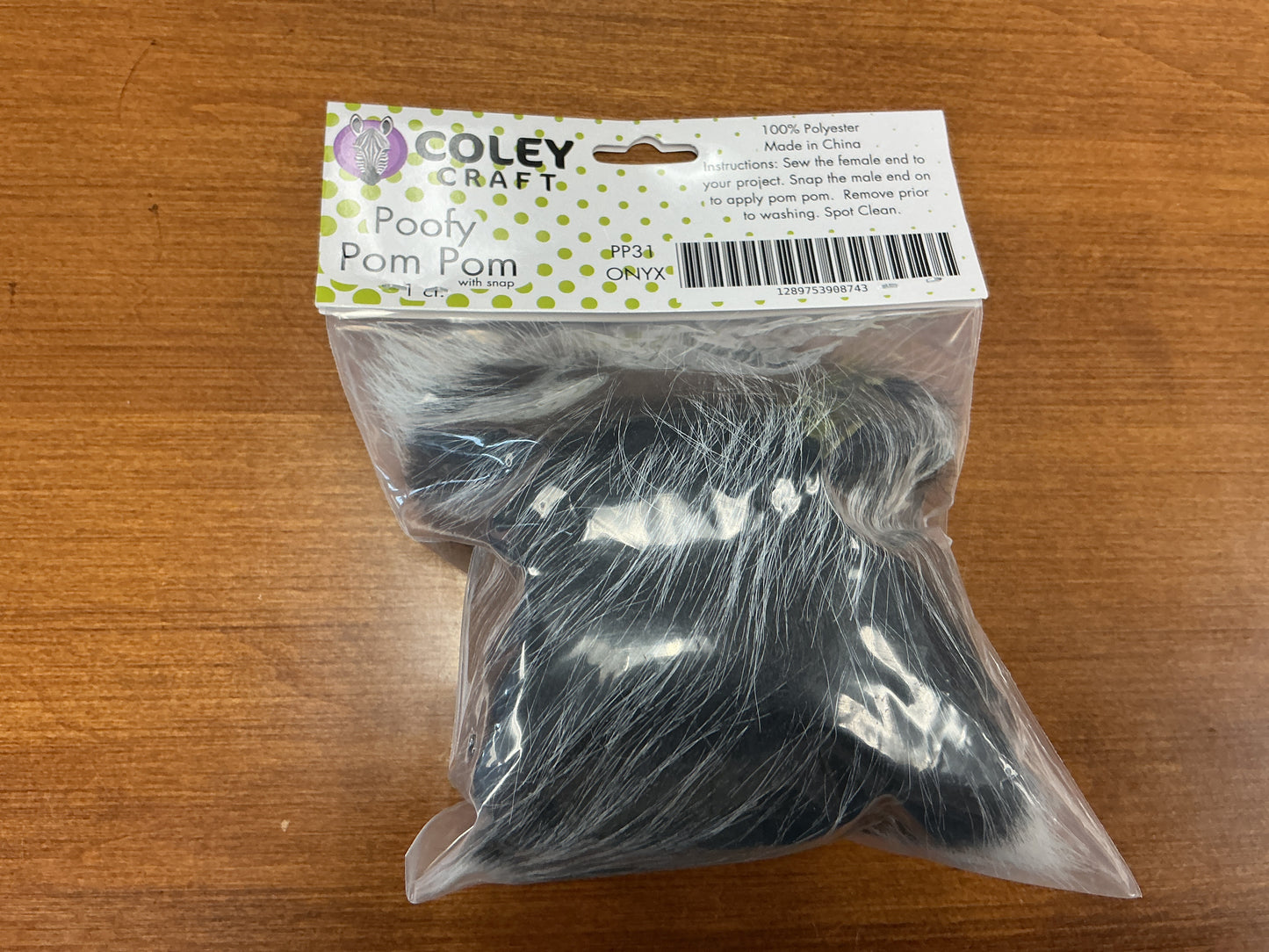 Coley Craft Poofy Pom Pom Onyx